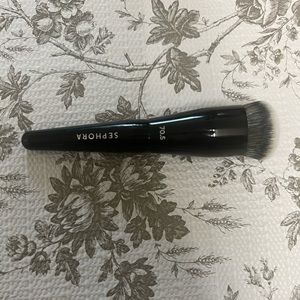Sephora Collection pro mini Foundation Brush #70.5